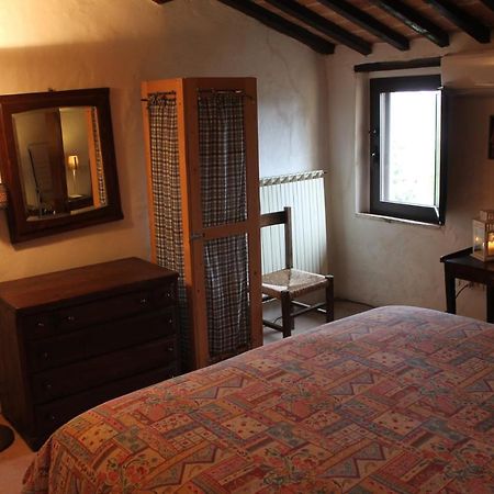 Petite Maison, Nel Borgo Di เชโตนา ภายนอก รูปภาพ