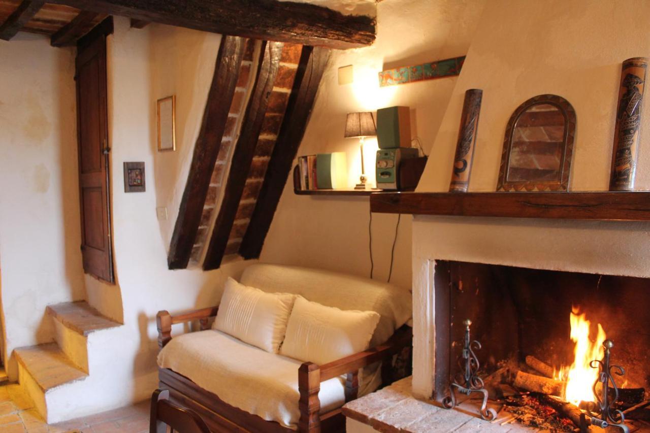 Petite Maison, Nel Borgo Di เชโตนา ภายนอก รูปภาพ