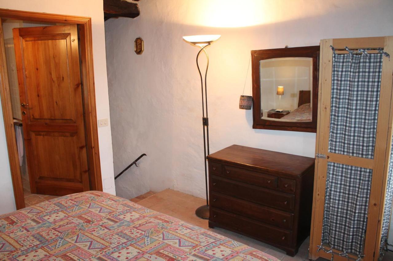 Petite Maison, Nel Borgo Di เชโตนา ภายนอก รูปภาพ